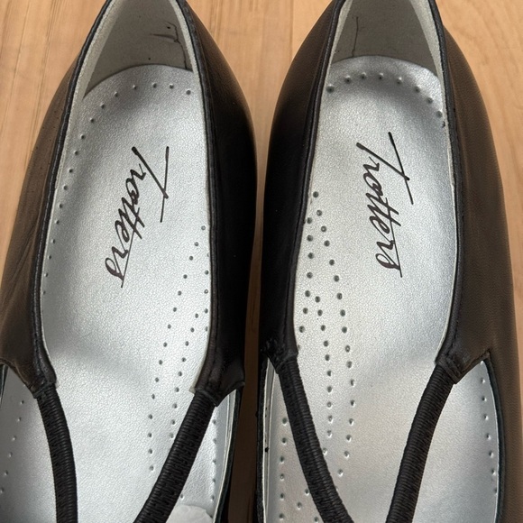 Trotters Women's Jamie Dress Pump  size 8.5 M - Picture 4 of 14